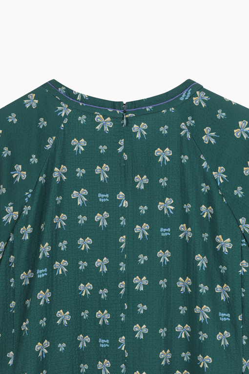 https://img.benettonmall.com/PARTS/KB/25F/BAOP01541GN_MB_D12.jpg