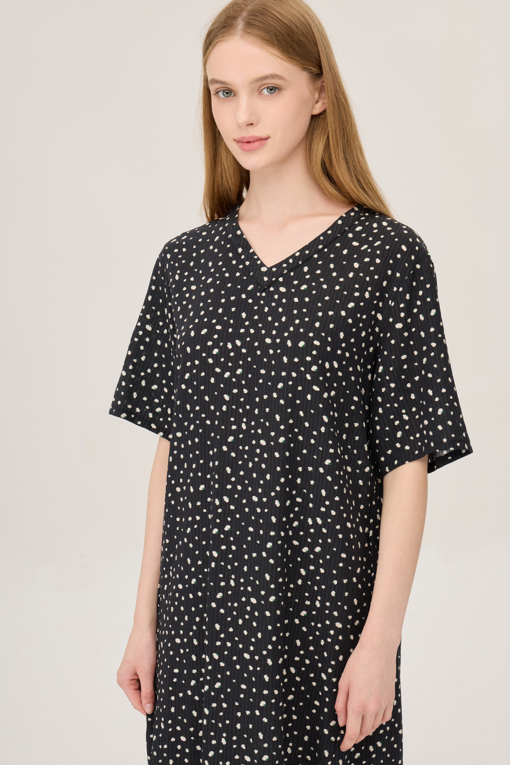 https://img.benettonmall.com/PARTS/KB/25F/BAOP03541BK_MB_D2.jpg