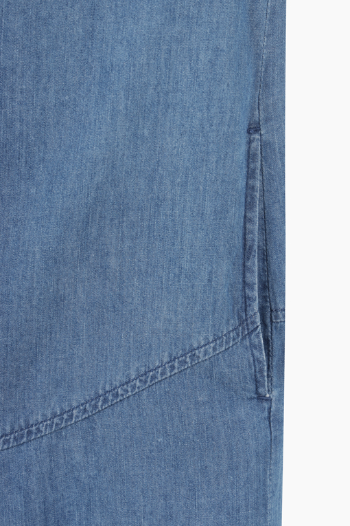 https://img.benettonmall.com/PARTS/KB/25F/BAOP05541IN_MB_D13.jpg