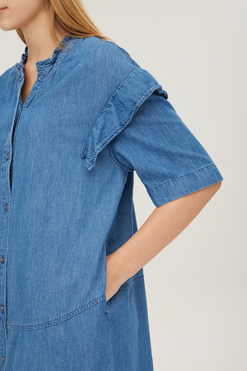 https://img.benettonmall.com/PARTS/KB/25F/BAOP05541IN_MB_D4.jpg
