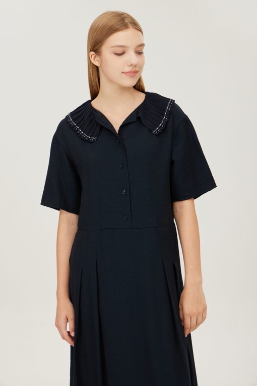 https://img.benettonmall.com/PARTS/KB/25F/BAOP06541DN_MB_D2.jpg