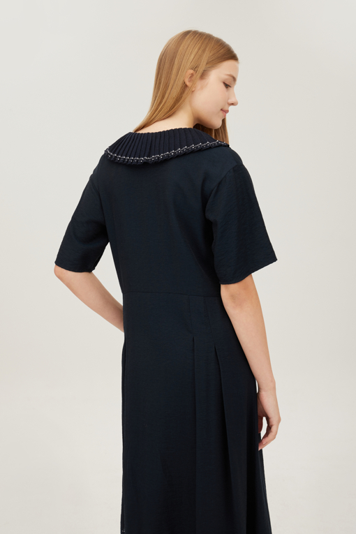 https://img.benettonmall.com/PARTS/KB/25F/BAOP06541DN_MB_D3.jpg