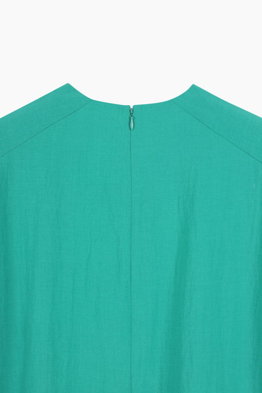 https://img.benettonmall.com/PARTS/KB/25F/BAOP07541GN_MB_D12.jpg