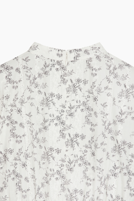 https://img.benettonmall.com/PARTS/KB/25F/BAOP12541IV_MB_D3.jpg