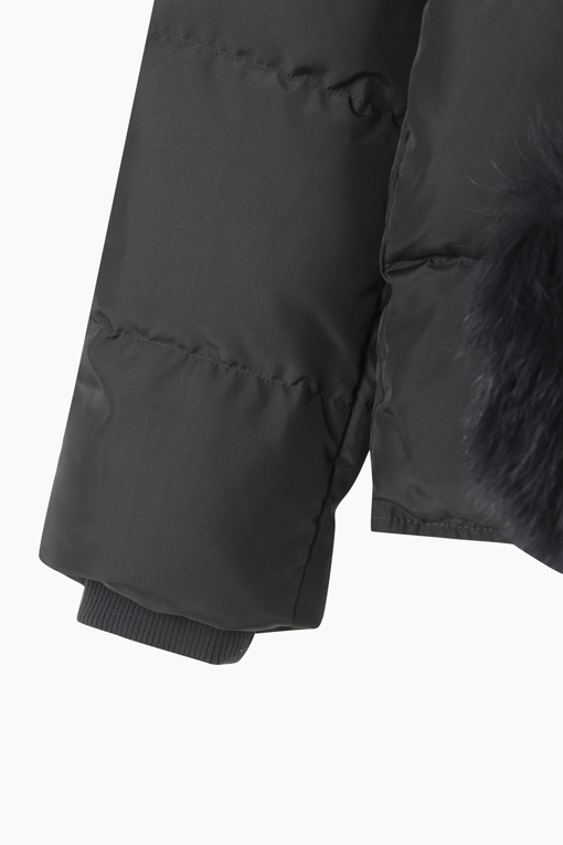 https://img.benettonmall.com/PARTS/KB/25F/BAPDE1561DG_MB_D2.jpg