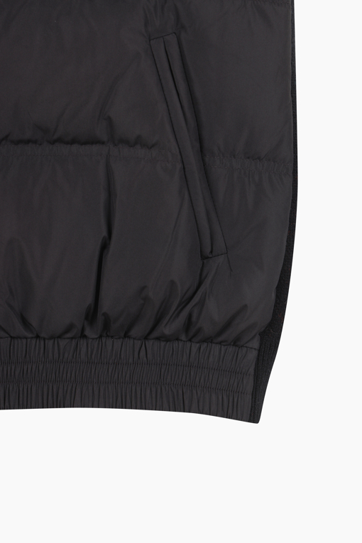 https://img.benettonmall.com/PARTS/KB/25F/BAPDE3561BK_MB_D3.jpg