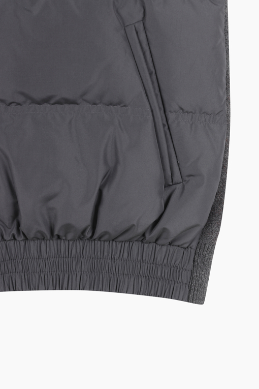 https://img.benettonmall.com/PARTS/KB/25F/BAPDE3561DG_MB_D3.jpg