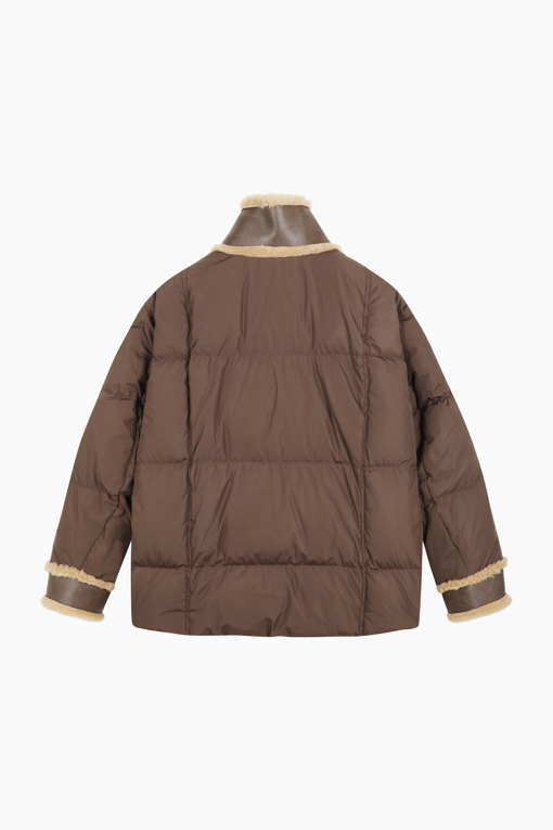 https://img.benettonmall.com/PARTS/KB/25F/BAPDE8561BR_MB_D1.jpg