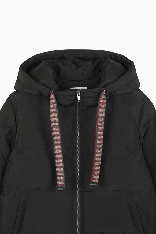https://img.benettonmall.com/PARTS/KB/25F/BAPDF7561BK_MB_D12.jpg