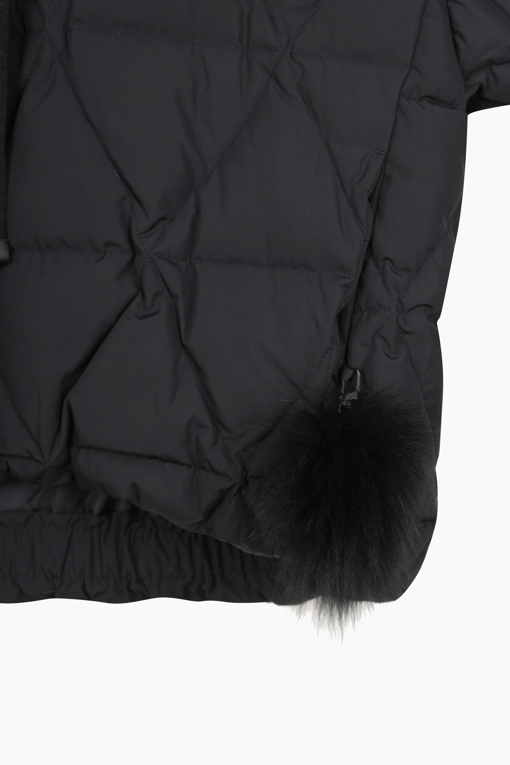 https://img.benettonmall.com/PARTS/KB/25F/BAPDG1561BK_MB_D13.jpg