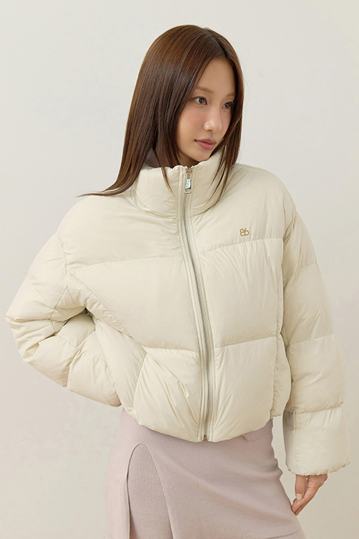 https://img.benettonmall.com/PARTS/KB/25F/BAPDY1561LY_MB_D0.jpg