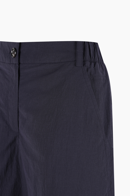https://img.benettonmall.com/PARTS/KB/25F/BAPT01541NY_MB_D12.jpg