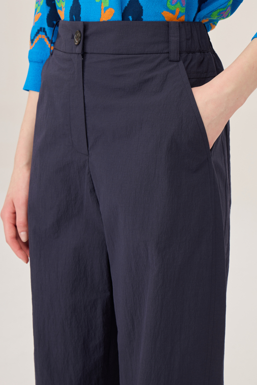 https://img.benettonmall.com/PARTS/KB/25F/BAPT01541NY_MB_D3.jpg