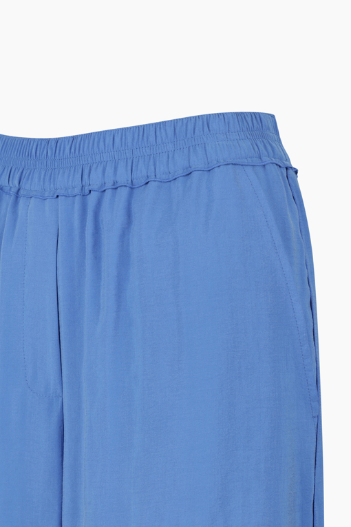 https://img.benettonmall.com/PARTS/KB/25F/BAPT03541BL_MB_D12.jpg