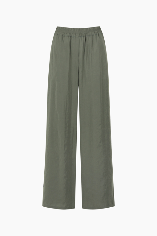 https://img.benettonmall.com/PARTS/KB/25F/BAPT03541KA_MB_D10.jpg