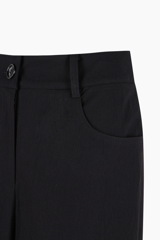 https://img.benettonmall.com/PARTS/KB/25F/BAPT04541BK_MB_D12.jpg