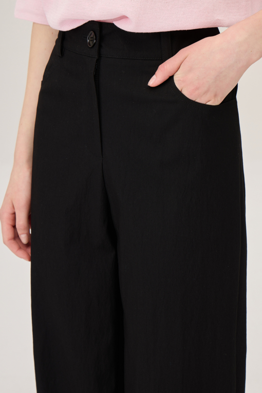 https://img.benettonmall.com/PARTS/KB/25F/BAPT04541BK_MB_D3.jpg