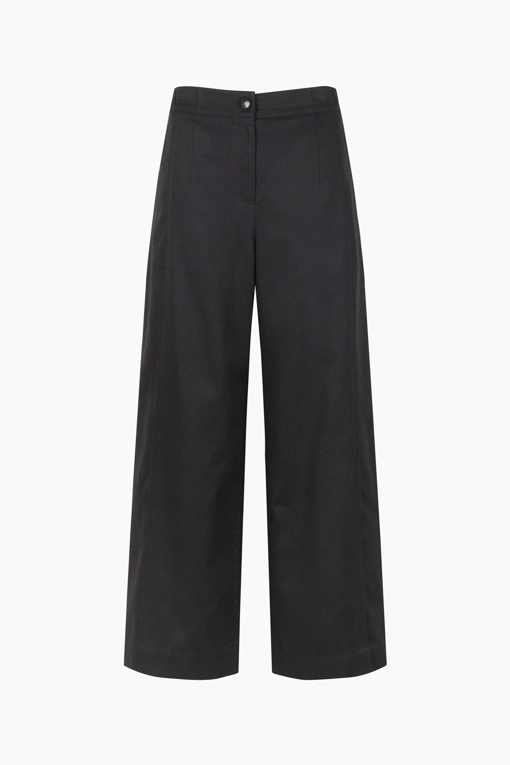 https://img.benettonmall.com/PARTS/KB/25F/BAPT08541BK_MB.jpg