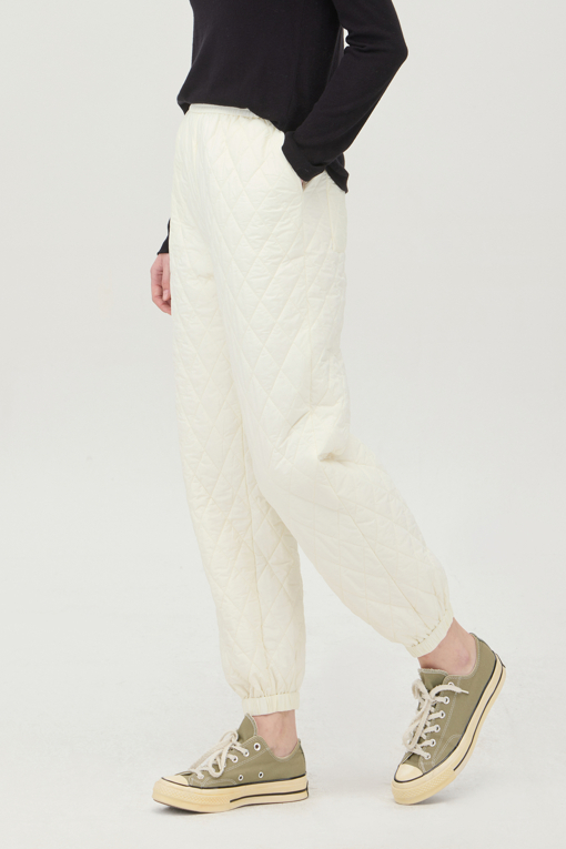 https://img.benettonmall.com/PARTS/KB/25F/BAPT62561IV_MB_D0.jpg