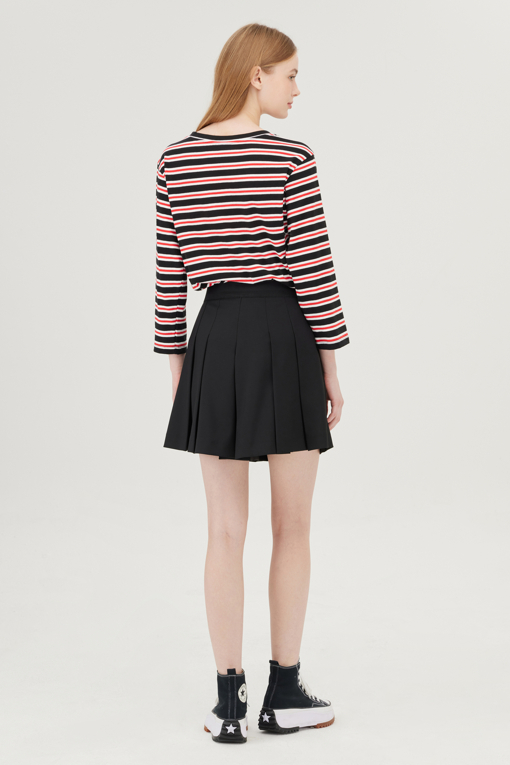 https://img.benettonmall.com/PARTS/KB/25F/BAPT88541BK_MB_D1.jpg