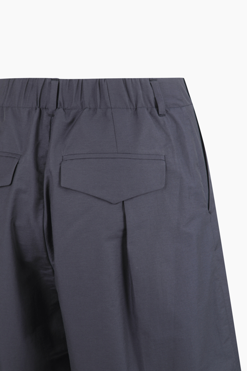 https://img.benettonmall.com/PARTS/KB/25F/BAPT89541NY_MB_D13.jpg
