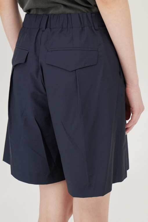 https://img.benettonmall.com/PARTS/KB/25F/BAPT89541NY_MB_D4.jpg