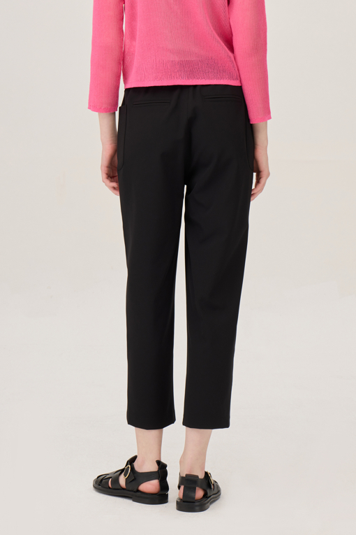 https://img.benettonmall.com/PARTS/KB/25F/BAPT91541BK_MB_D1.jpg