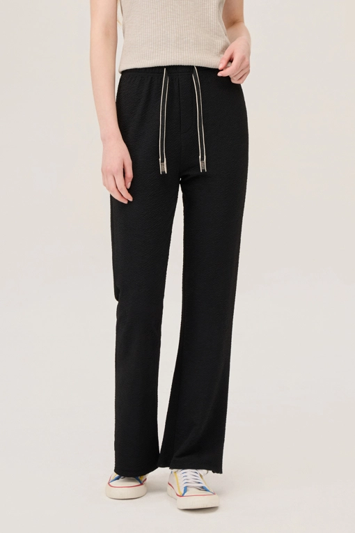 https://img.benettonmall.com/PARTS/KB/25F/BAPT92541BK_MB.jpg
