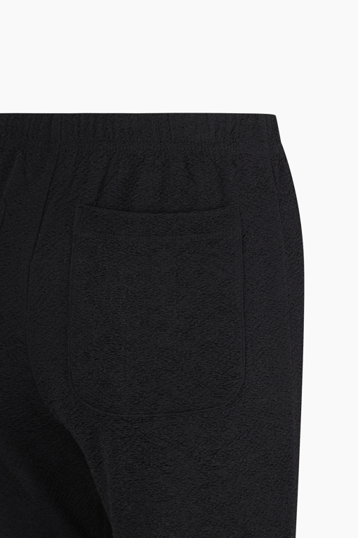 https://img.benettonmall.com/PARTS/KB/25F/BAPT92541BK_MB_D13.jpg