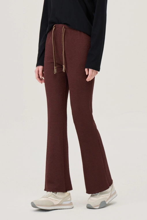 https://img.benettonmall.com/PARTS/KB/25F/BAPT92541BR_MB.jpg