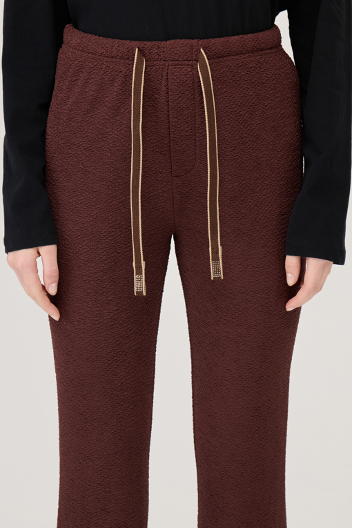 https://img.benettonmall.com/PARTS/KB/25F/BAPT92541BR_MB_D2.jpg