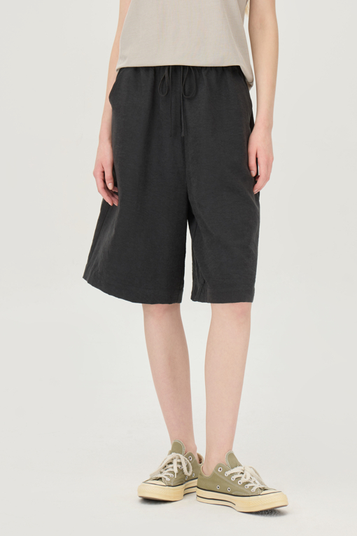 https://img.benettonmall.com/PARTS/KB/25F/BAPT93541BK_MB_D0.jpg