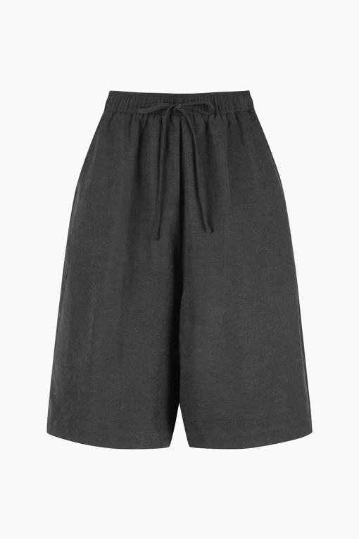 https://img.benettonmall.com/PARTS/KB/25F/BAPT93541BK_MB_D10.jpg