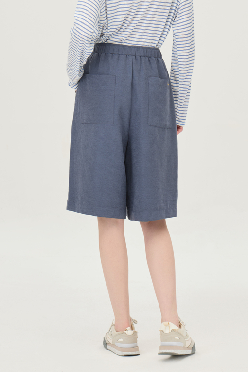 https://img.benettonmall.com/PARTS/KB/25F/BAPT93541NY_MB_D1.jpg