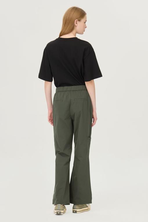 https://img.benettonmall.com/PARTS/KB/25F/BAPT94541KA_MB_D1.jpg