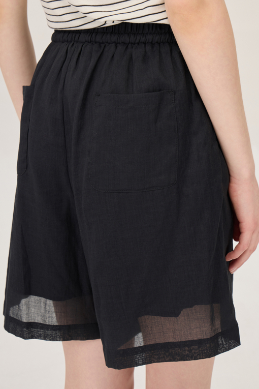https://img.benettonmall.com/PARTS/KB/25F/BAPT96541BK_MB_D4.jpg