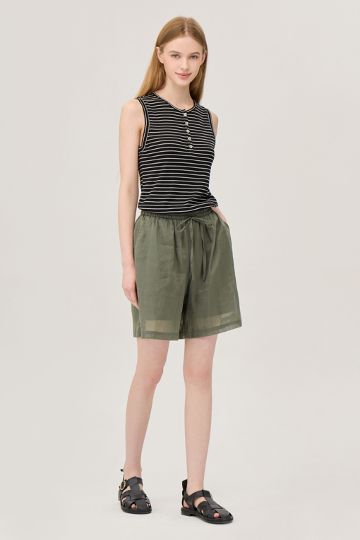 https://img.benettonmall.com/PARTS/KB/25F/BAPT96541KA_MB_D5.jpg