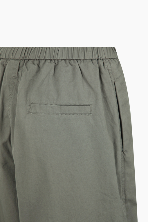 https://img.benettonmall.com/PARTS/KB/25F/BAPT97541KA_MB_D13.jpg