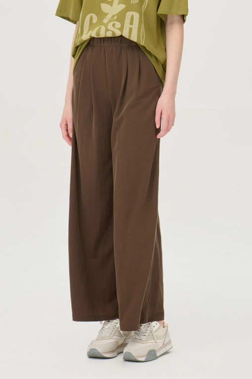https://img.benettonmall.com/PARTS/KB/25F/BAPT98541BR_MB.jpg