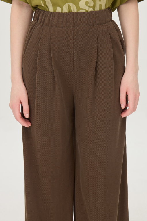 https://img.benettonmall.com/PARTS/KB/25F/BAPT98541BR_MB_D2.jpg