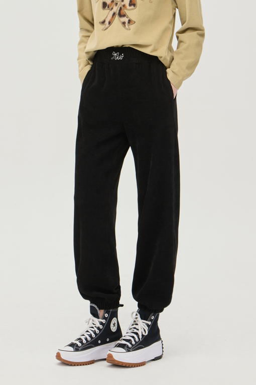 https://img.benettonmall.com/PARTS/KB/25F/BAPTF2561BK_MB_D0.jpg