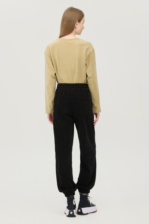 https://img.benettonmall.com/PARTS/KB/25F/BAPTF2561BK_MB_D1.jpg