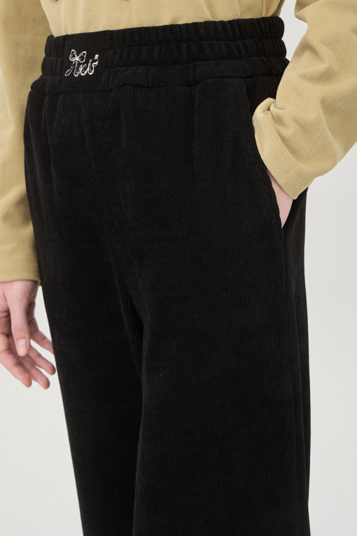 https://img.benettonmall.com/PARTS/KB/25F/BAPTF2561BK_MB_D2.jpg