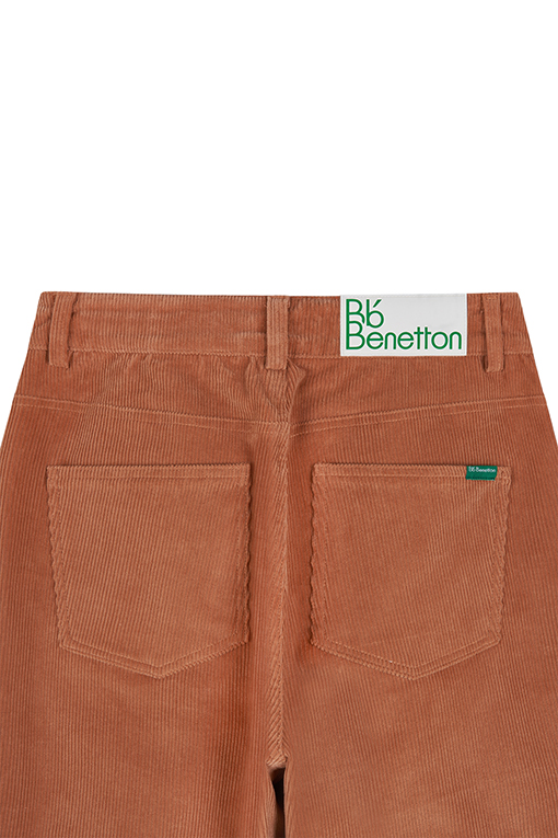 https://img.benettonmall.com/PARTS/KB/25F/BAPTY1541CO_MB_D5.jpg