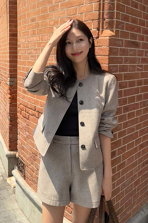 https://img.benettonmall.com/PARTS/KB/25F/BAPTY3561BG_MB_D0.jpg