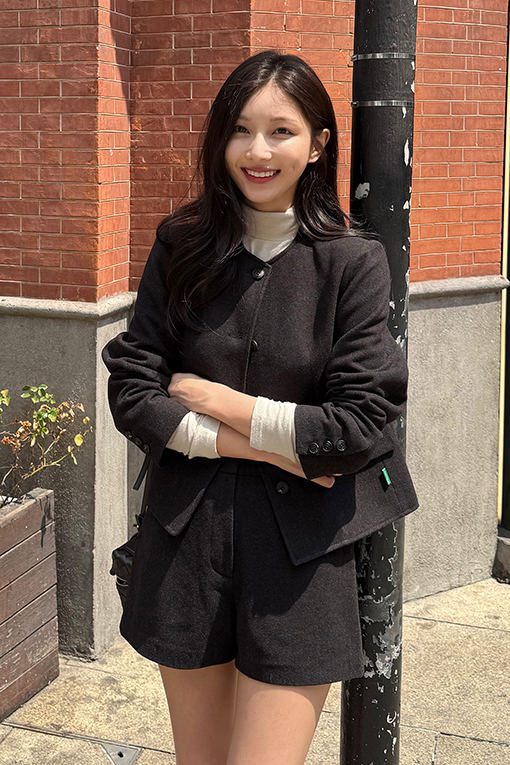 https://img.benettonmall.com/PARTS/KB/25F/BAPTY3561DW_MB_D0.jpg