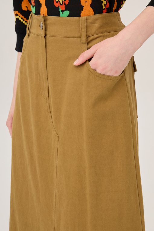 https://img.benettonmall.com/PARTS/KB/25F/BASK01541CA_MB_D3.jpg
