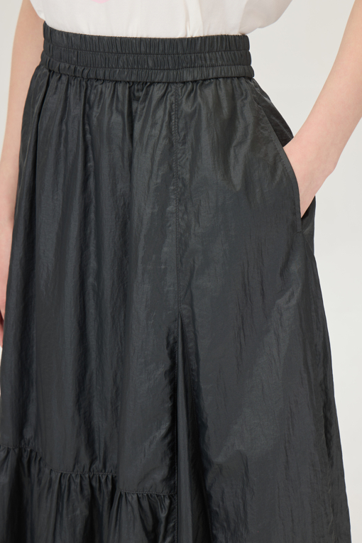 https://img.benettonmall.com/PARTS/KB/25F/BASK03541DG_MB_D3.jpg