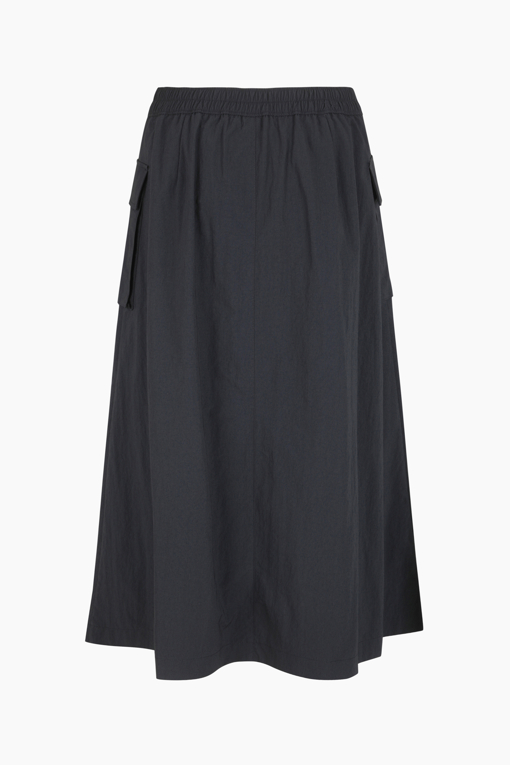 https://img.benettonmall.com/PARTS/KB/25F/BASK04541DN_MB_D11.jpg