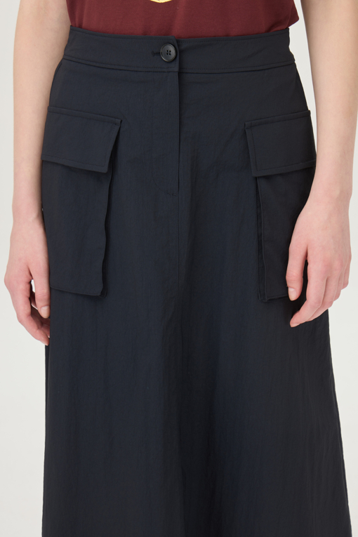 https://img.benettonmall.com/PARTS/KB/25F/BASK04541DN_MB_D2.jpg